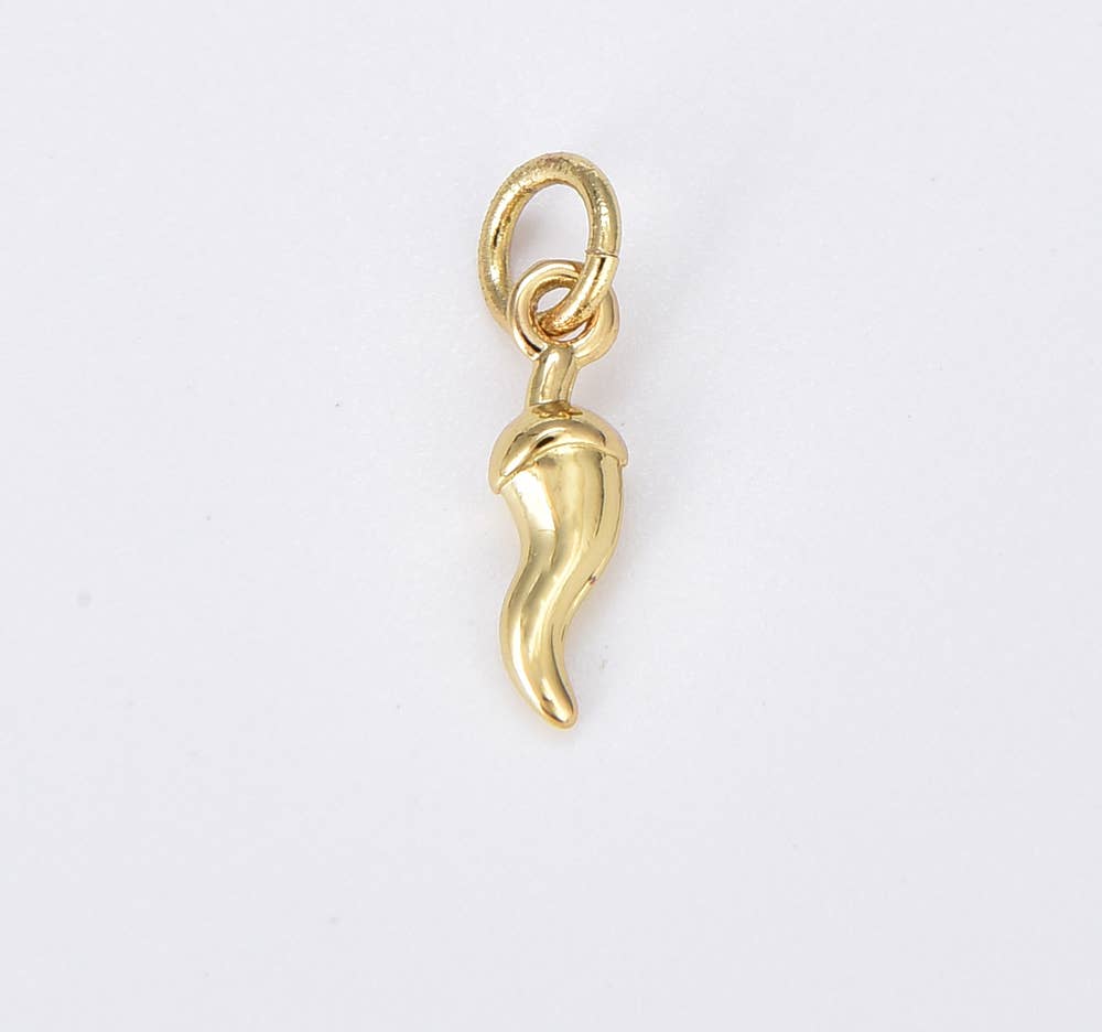 Cornicello 'symbol of luck and protection' • 18k Gold Filled