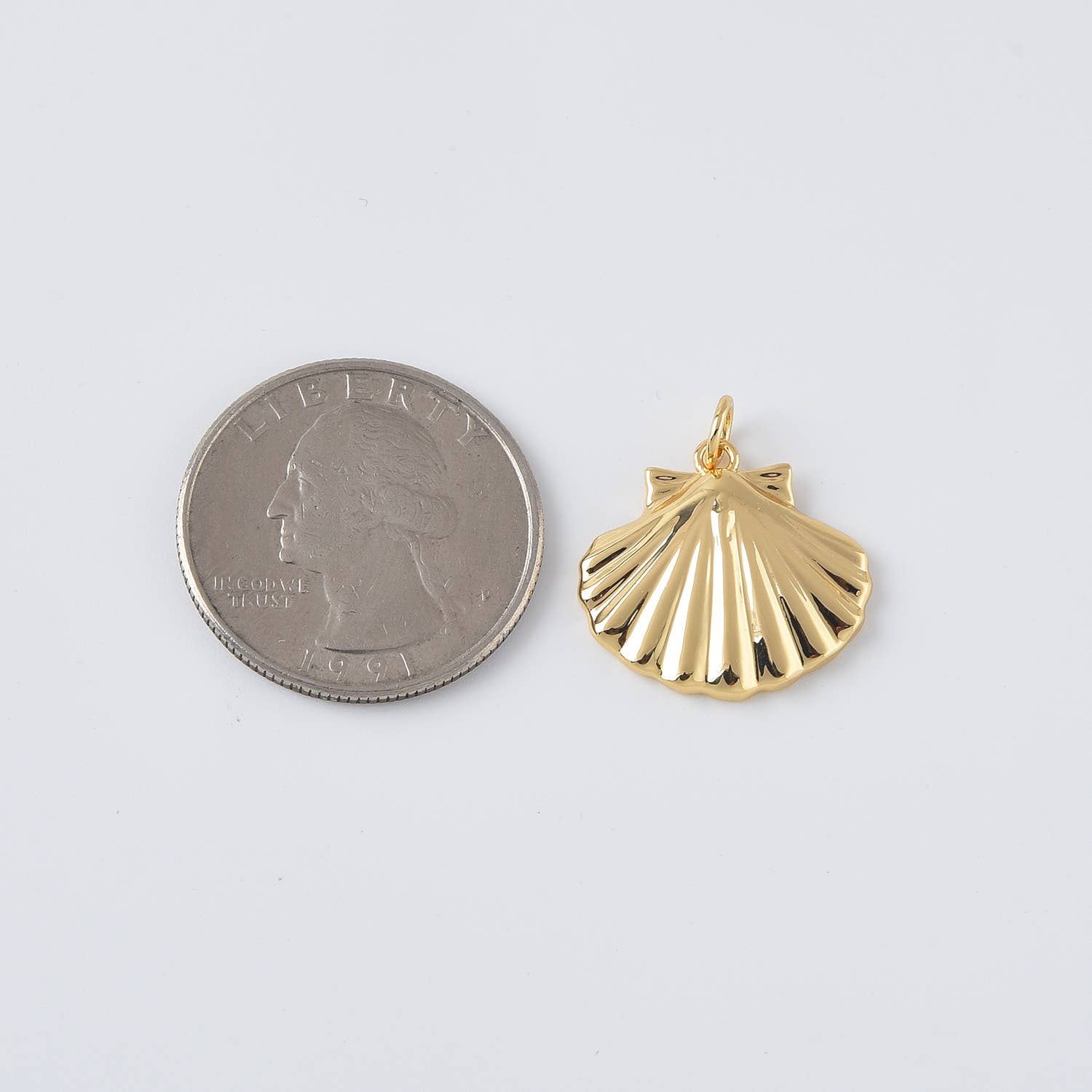 Seashell Pendant • 18k Gold Filled