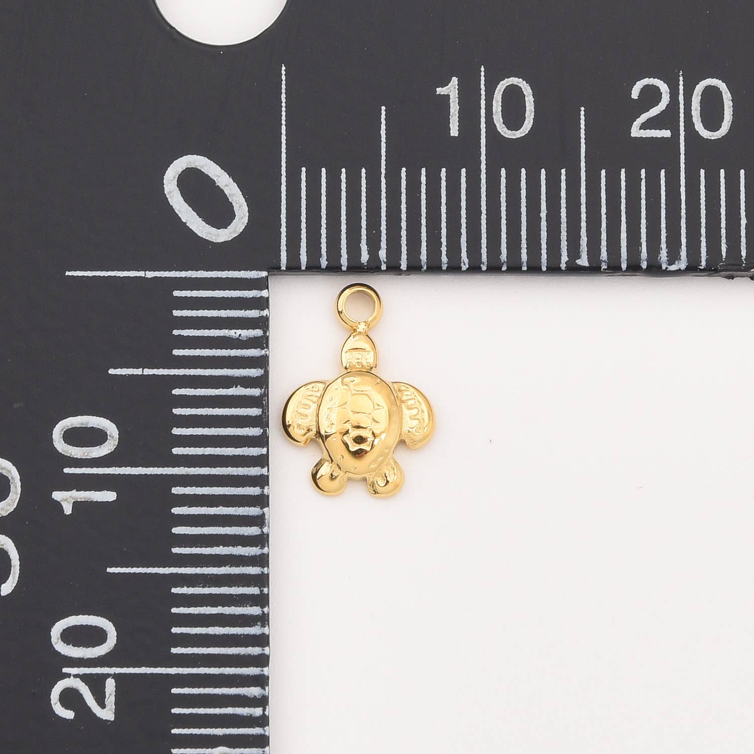 Turtle Pendant • 18k Gold Filled