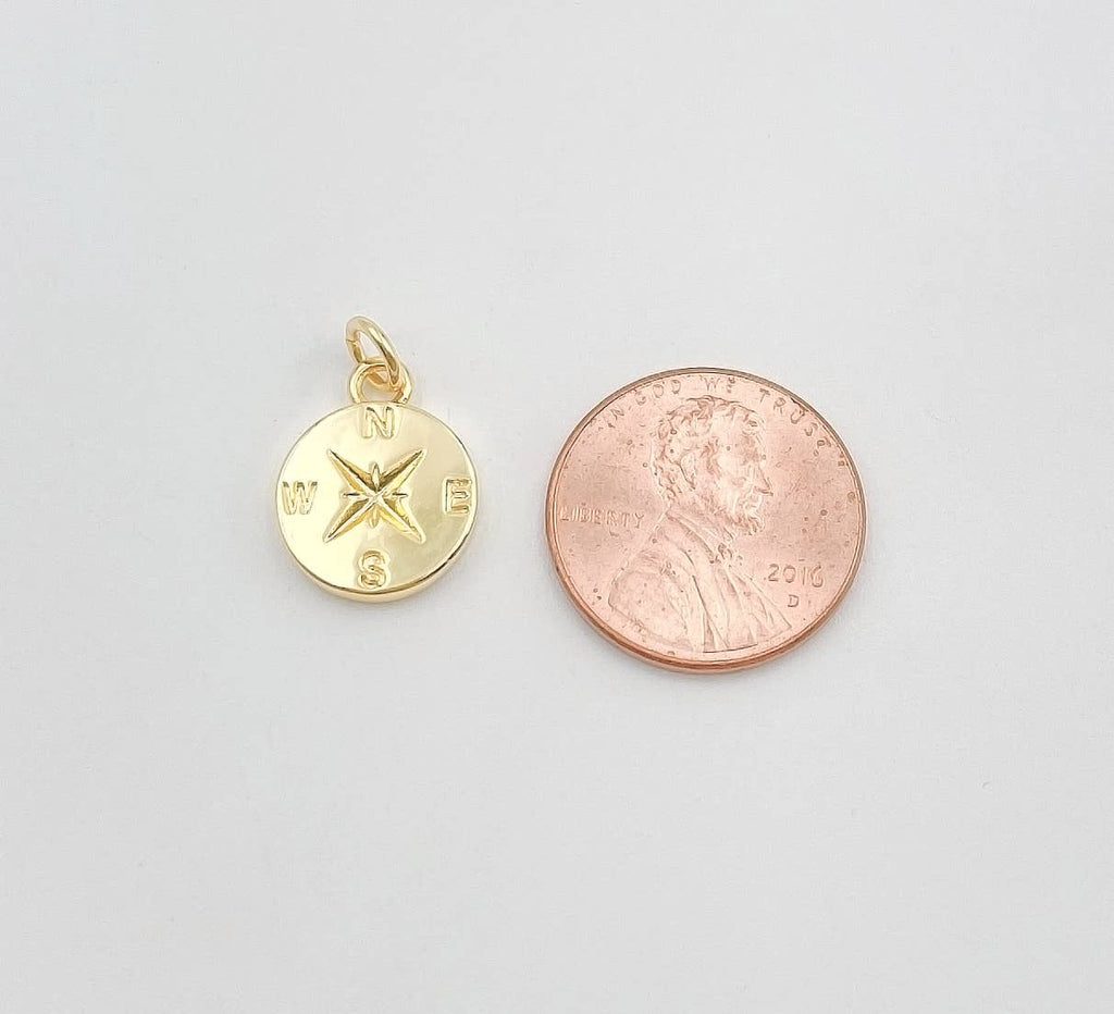 Okrogli obesek s kompasom • 18k Gold Filled